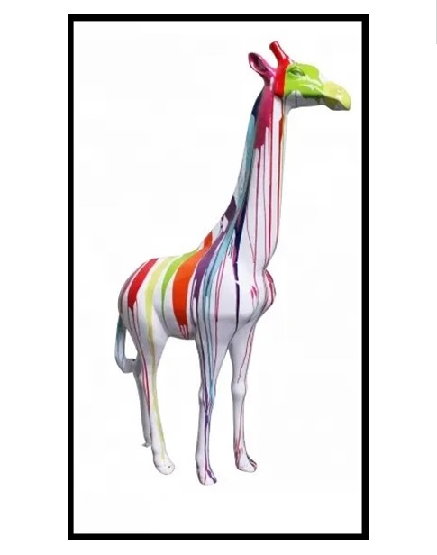 Statue Girafe blanche de style 