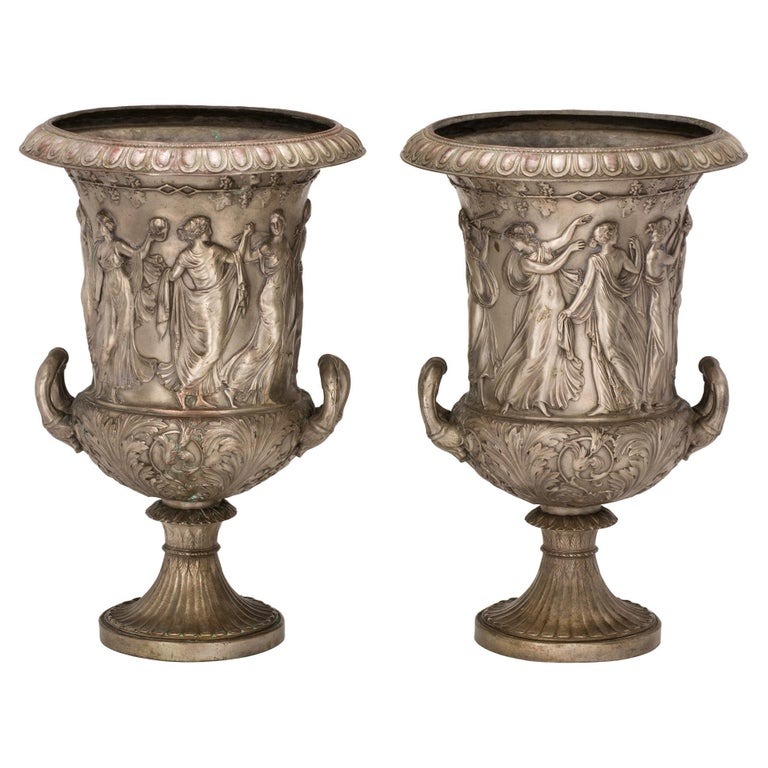 Vase Hélios Sculpté en Bronze Patiné 60 cm– Élégance Antique et Prestige